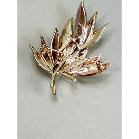 Vintage Dodds Designer Signed Rhinestone Jeweled Leaf Brooch Dress Pin 2 3/4" - Picture 5 of 6